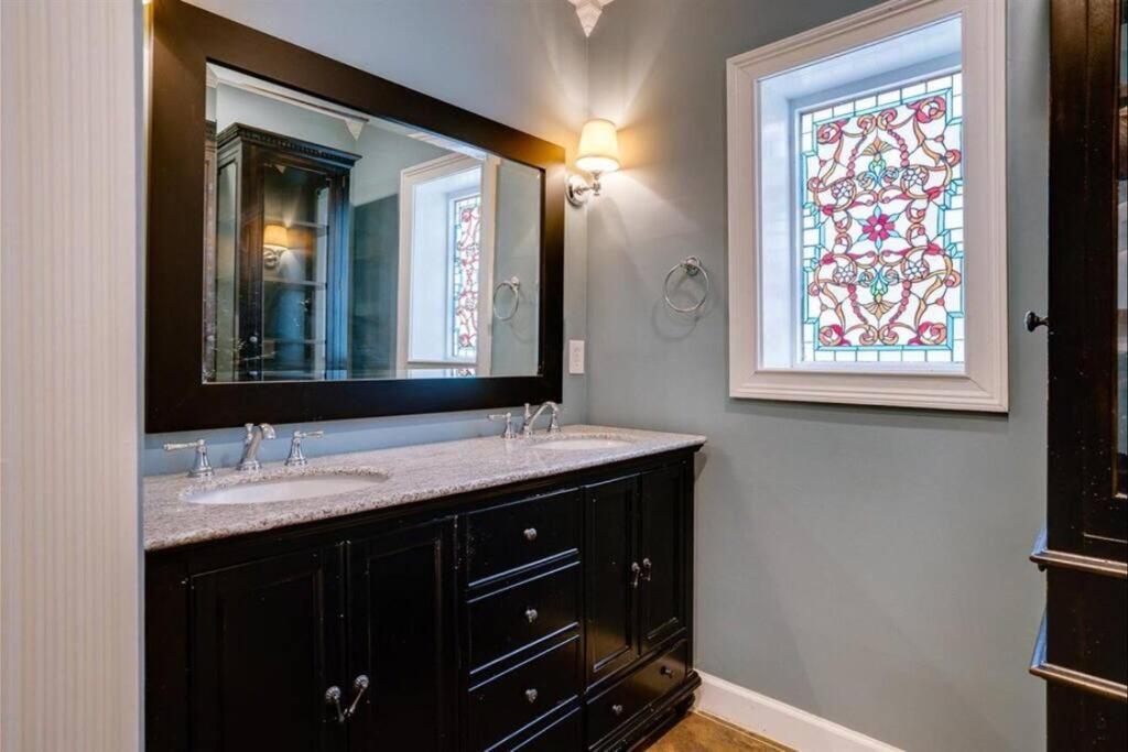 Elegant 6 Bedroom Home In Heart Of MemphisMemphis  Kültér fotó